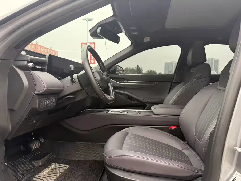 Ford Mondeo — миниатюра 4