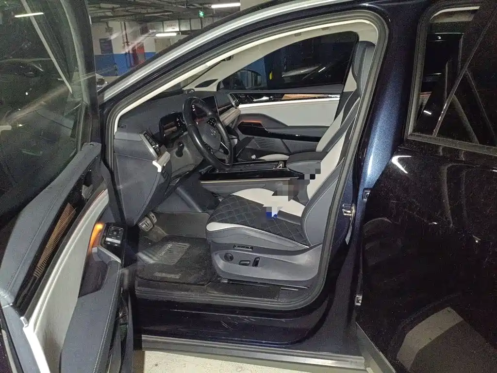 Volkswagen ID.6 Crozz — миниатюра 8