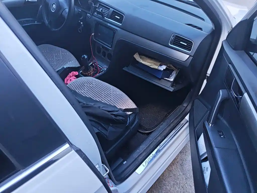 Volkswagen Lavida — миниатюра 20