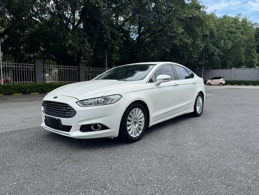 Ford Mondeo 2014