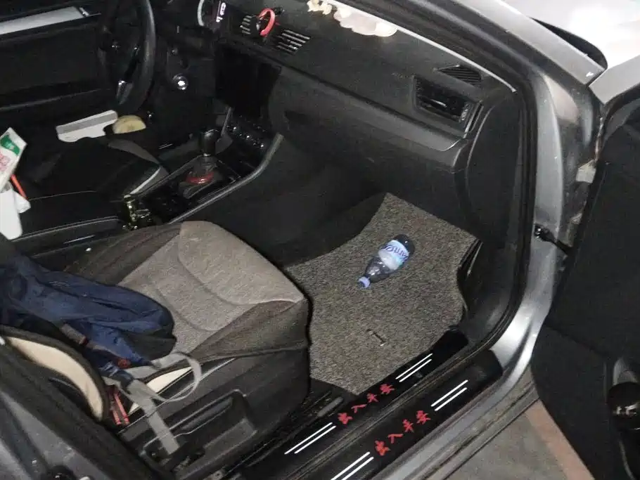 Skoda Superb — миниатюра 8
