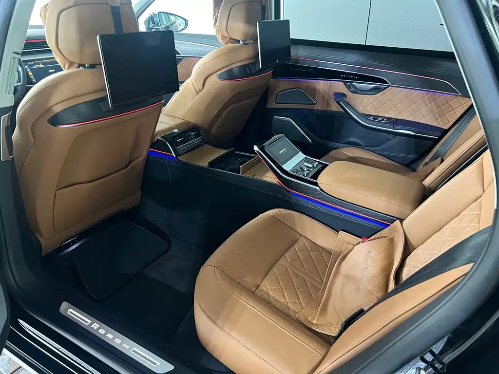 Audi A8 2025 A8L Horch 55TFSI