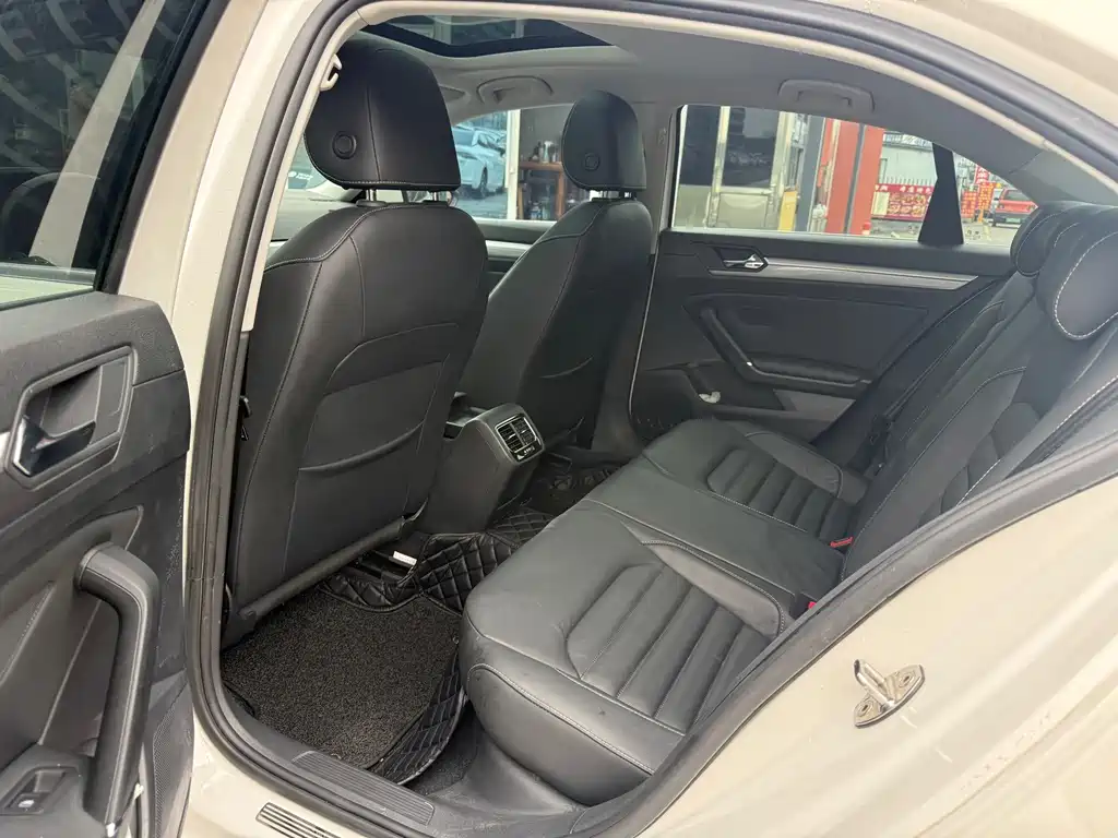Volkswagen Lamando — миниатюра 9