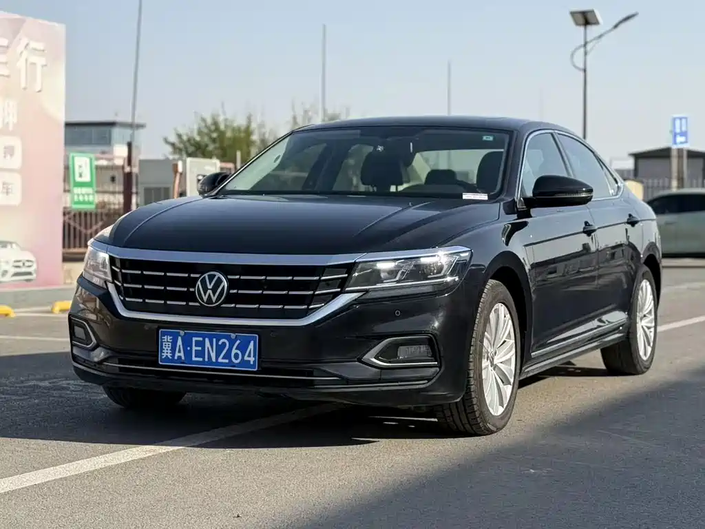 Volkswagen Passat 2021
