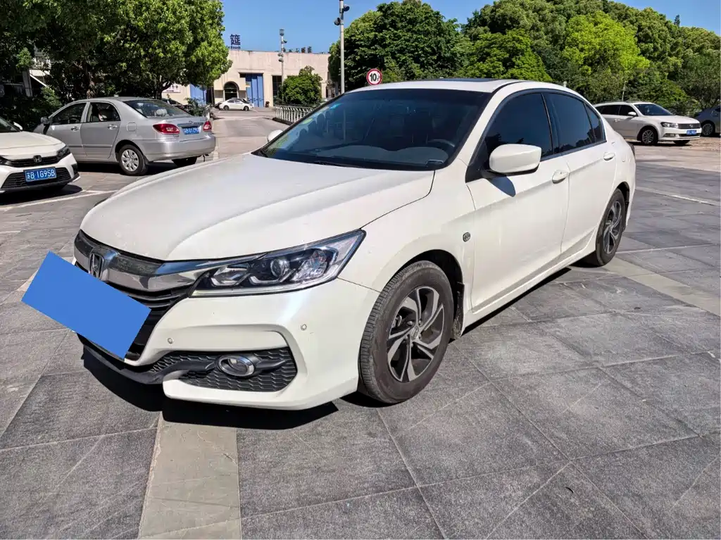 Купить Honda Accord