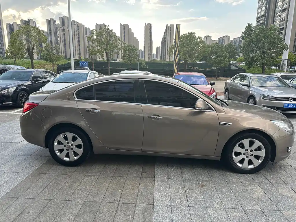 Buick Regal — миниатюра 4