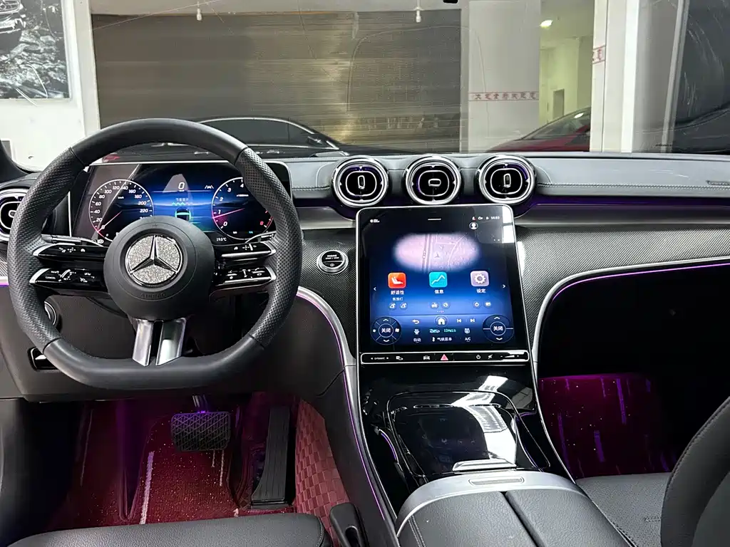 Mercedes-Benz C-Class — миниатюра 7
