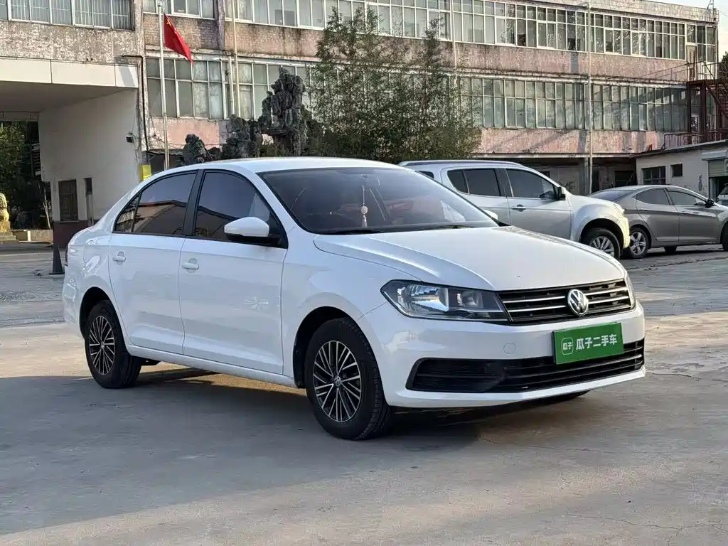 Volkswagen Santana — миниатюра 4