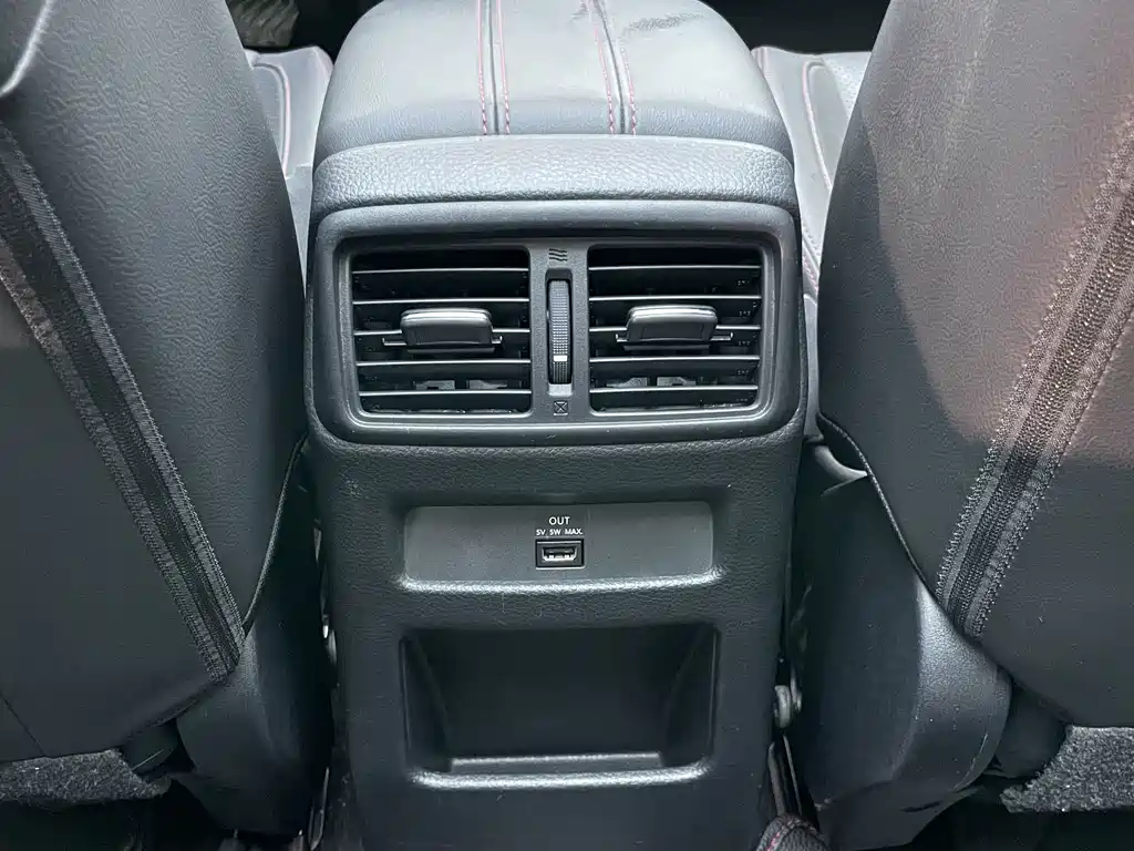 Nissan Qashqai — миниатюра 14