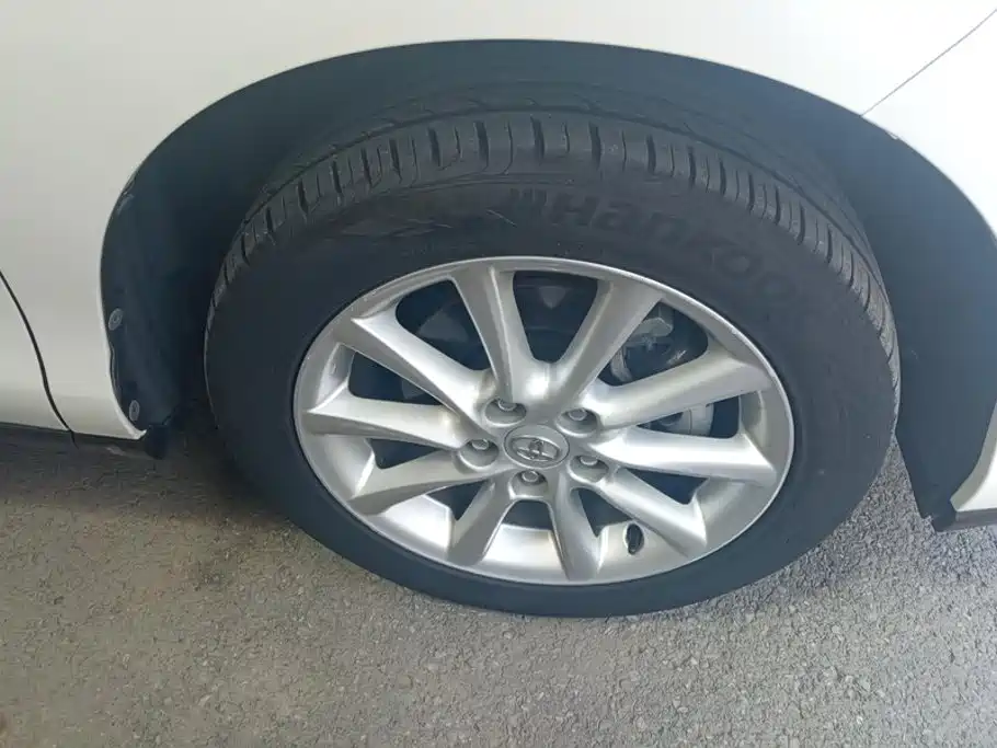 Toyota Previa 2012 2.4L 7 Standard