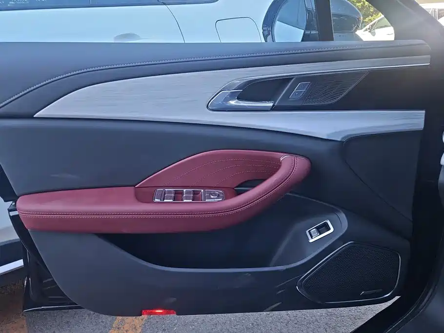 Hongqi Hongqi H5 PHEV — миниатюра 7