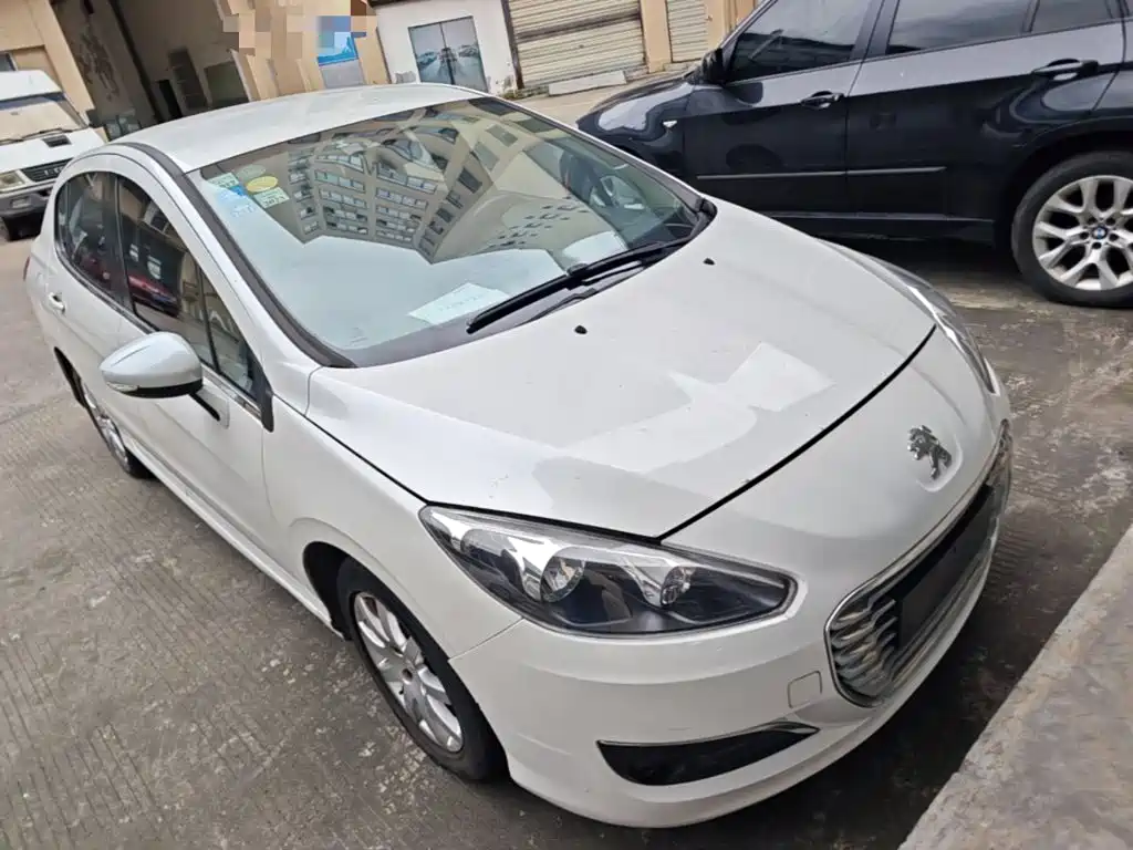 Peugeot 308 — миниатюра 4