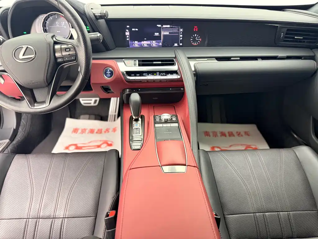 Lexus LC — миниатюра 8