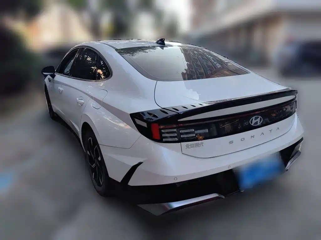 Hyundai Sonata — миниатюра 25