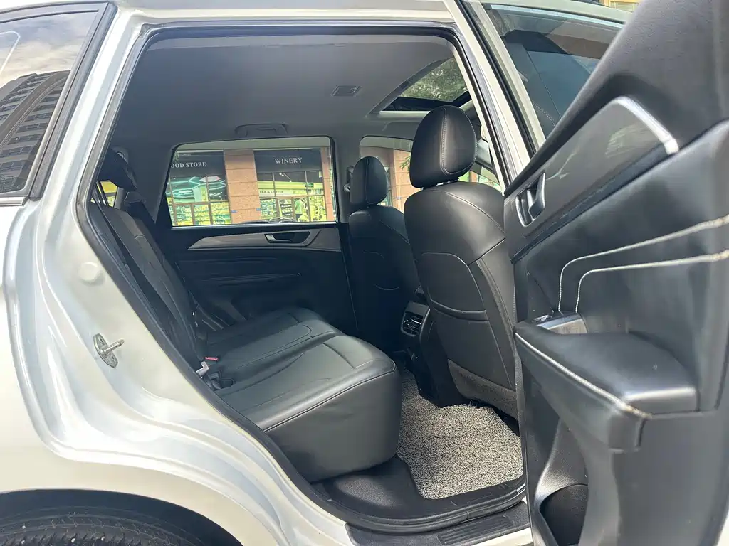 Haval M6 — миниатюра 12