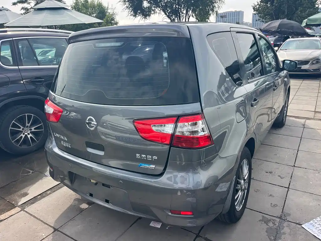 Nissan Livina — миниатюра 4