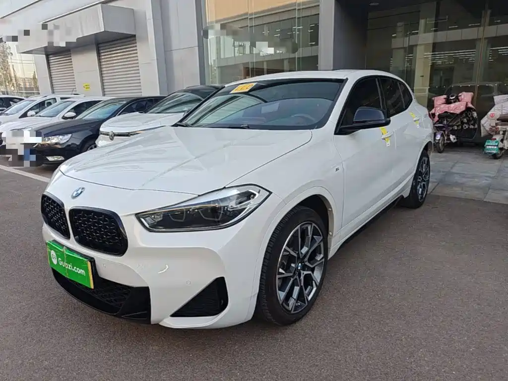 BMW X2