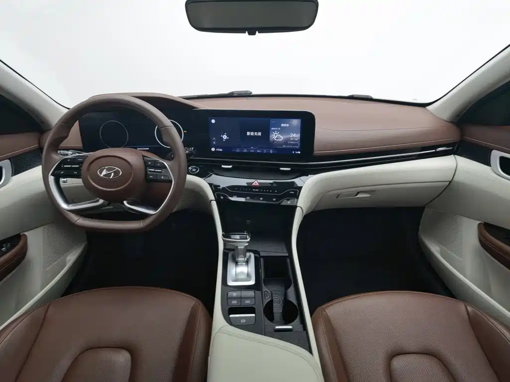 Hyundai Mistra — миниатюра 5