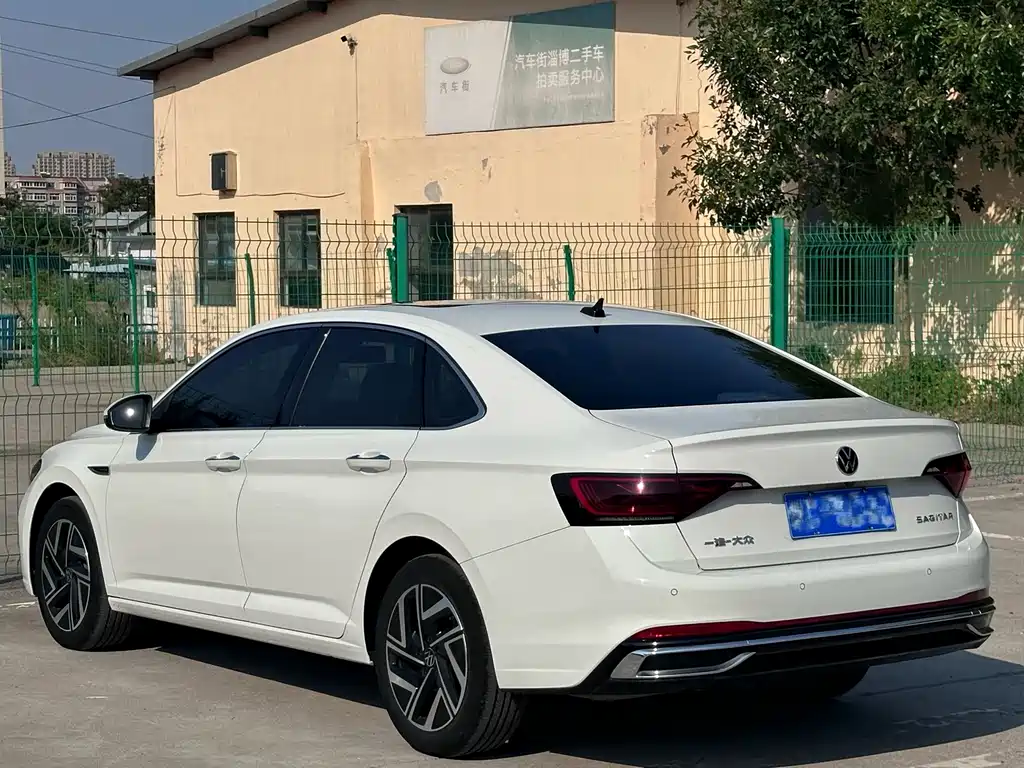 Volkswagen Sagitar — миниатюра 7