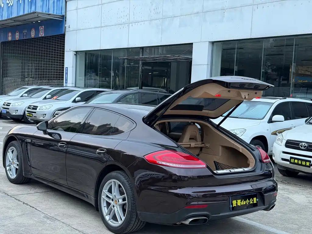 Porsche Panamera — миниатюра 8