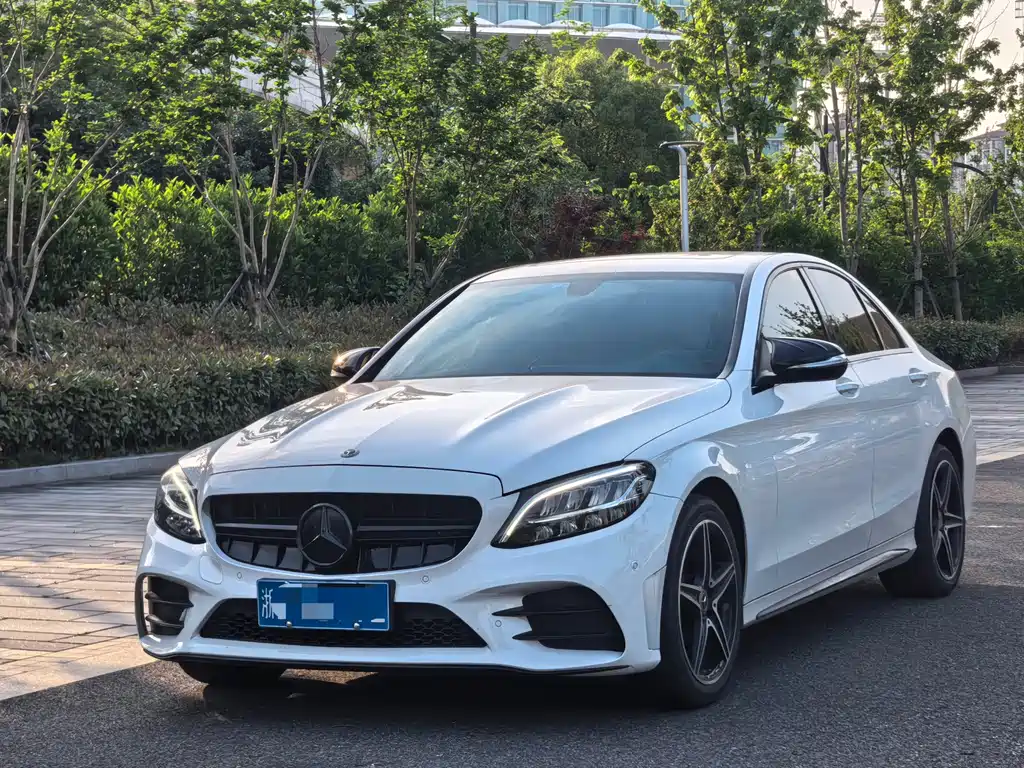 Mercedes-Benz C-Class 2020