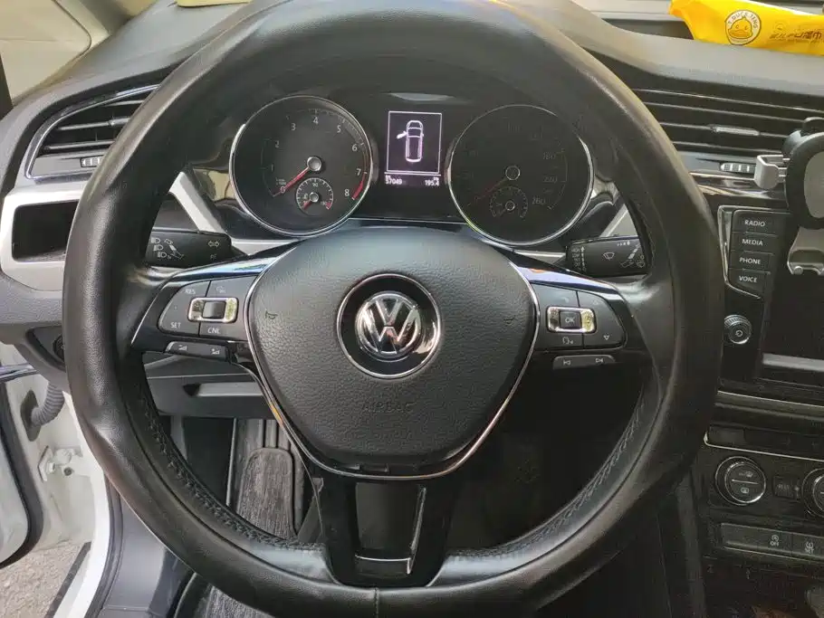 Volkswagen Touran — миниатюра 15