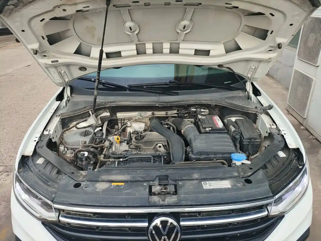 Volkswagen Tiguan L — миниатюра 20