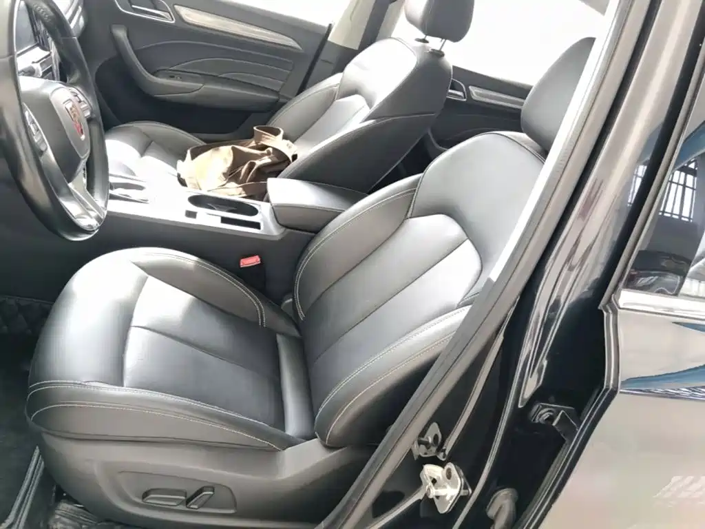 Roewe i6 Classic — миниатюра 15