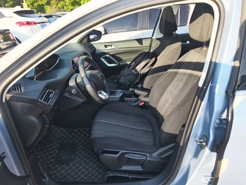 Peugeot 308S — миниатюра 15