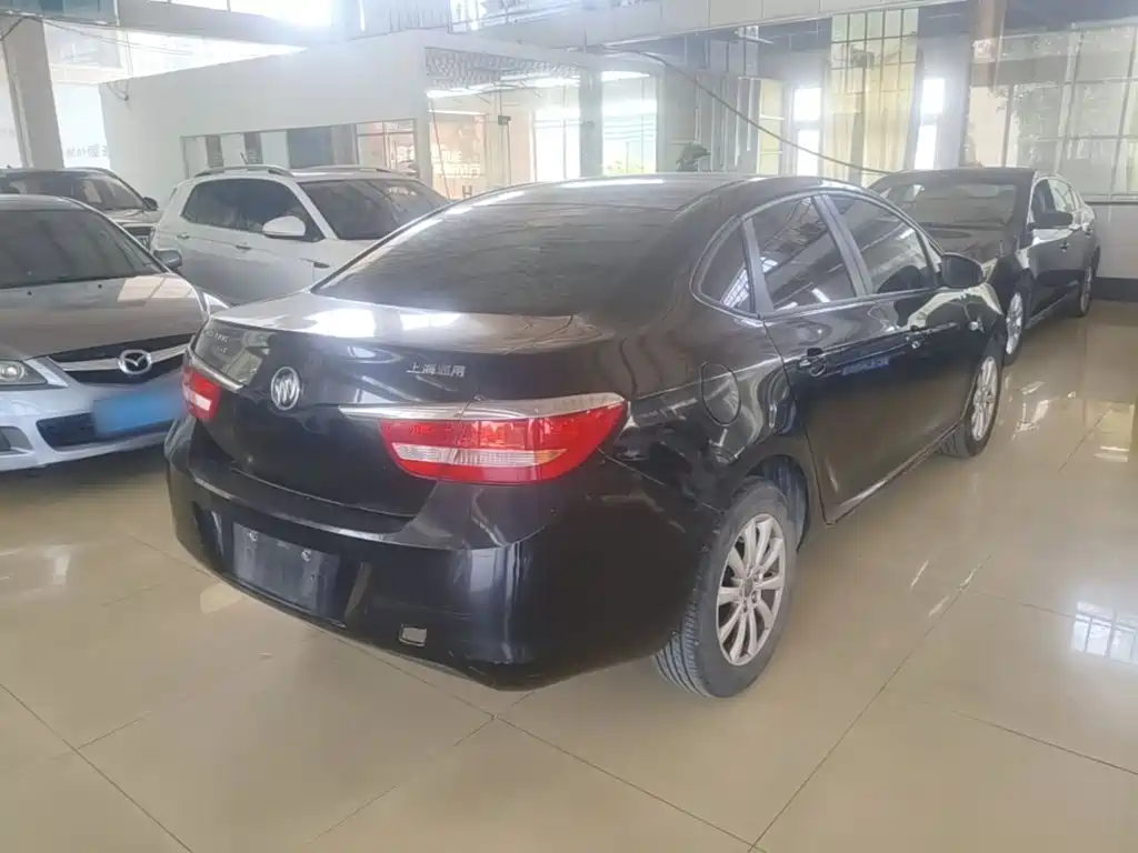 Buick Excelle — миниатюра 7