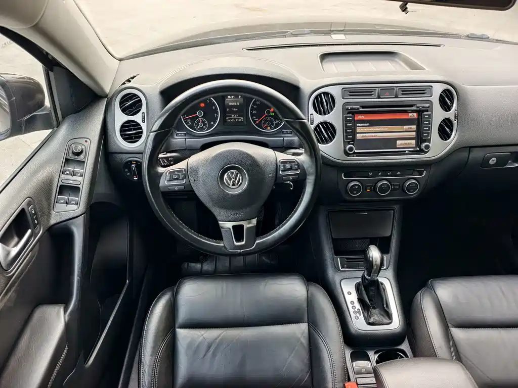 Volkswagen Tiguan — миниатюра 10