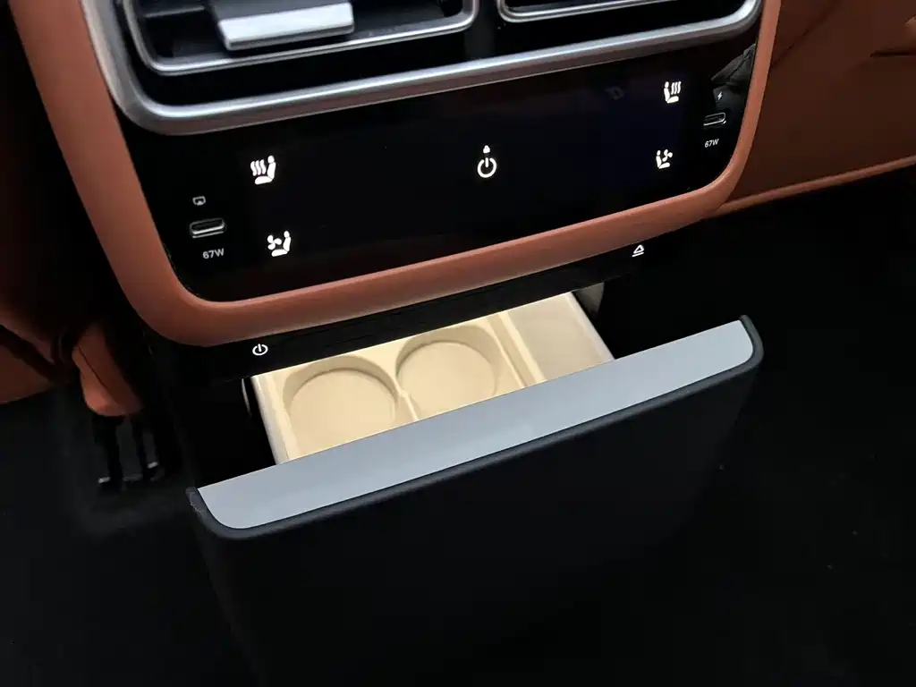 Li Auto Li L6 — миниатюра 12