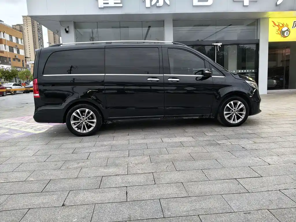 Mercedes-Benz V-Class V 2022 V 260