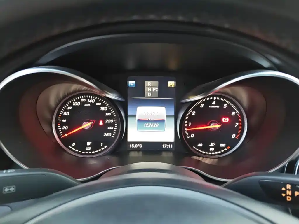 Mercedes-Benz C-Class — миниатюра 12