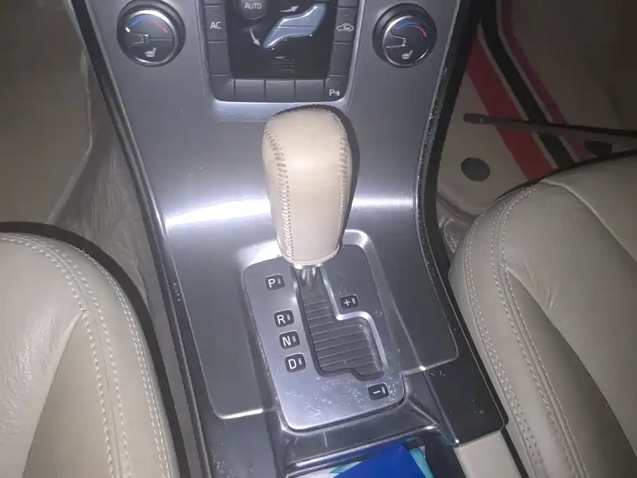 Volvo XC60 (Import) — миниатюра 16