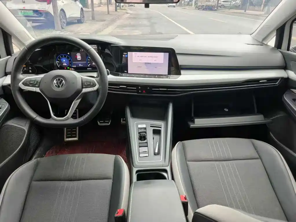 Volkswagen Golf — миниатюра 7