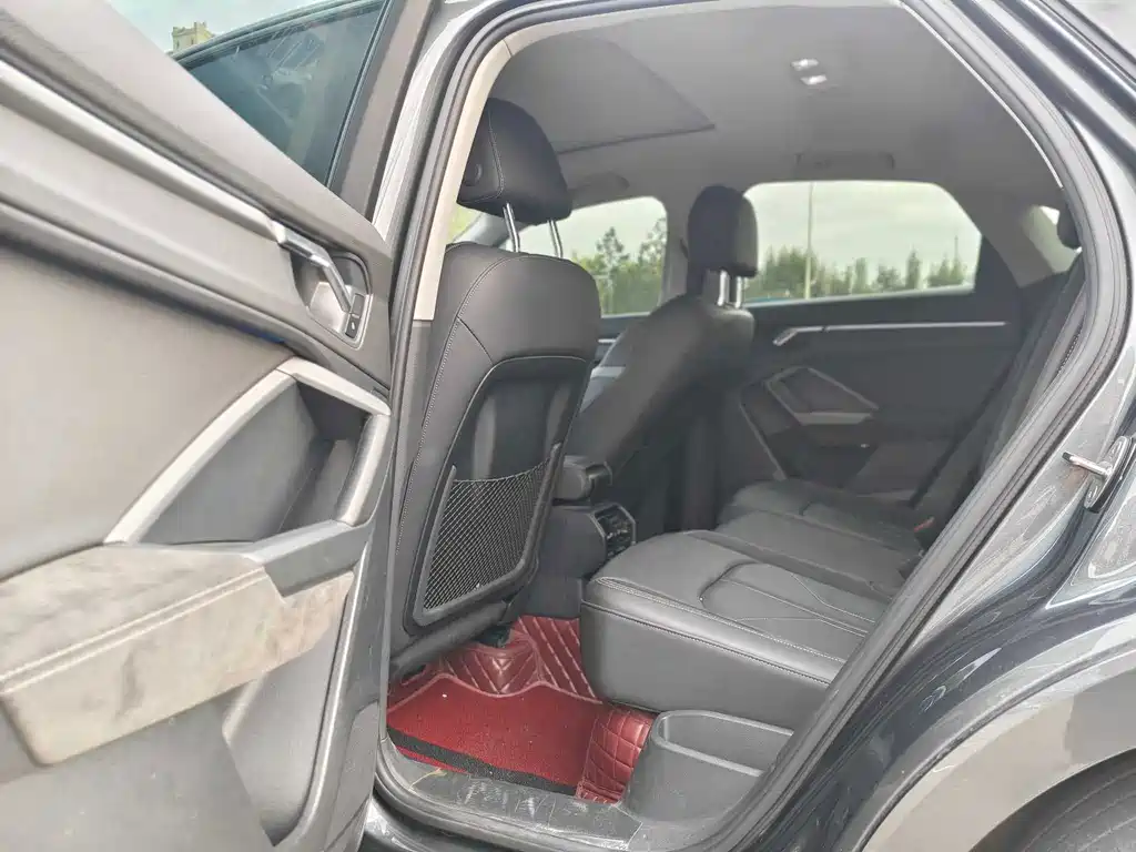 Audi Q3 Sportback — миниатюра 8