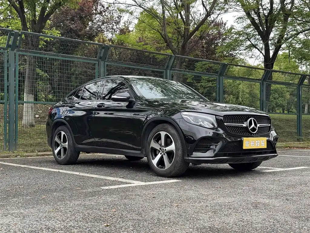 Mercedes-Benz GLC 2018 GLC 200 4MATIC SUV