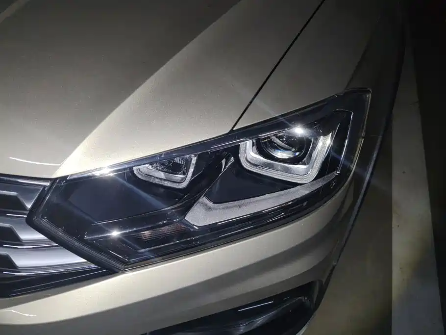 Volkswagen C-Trek 2018 1.5L MT Comfort