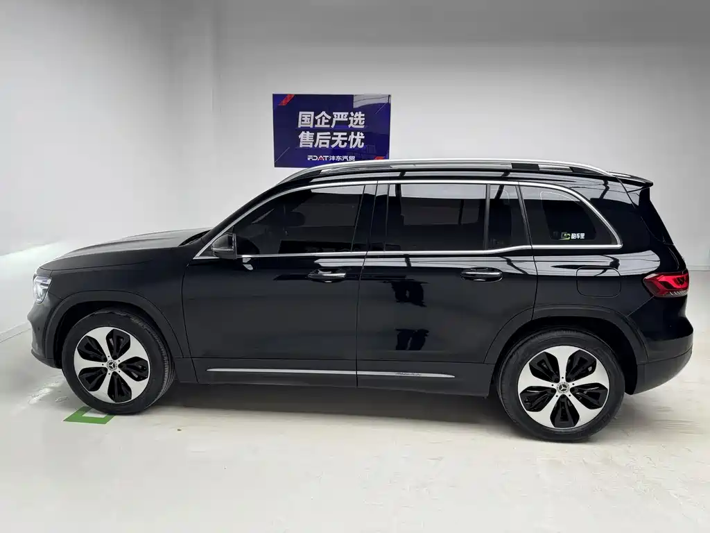 Mercedes-Benz GLB — миниатюра 9