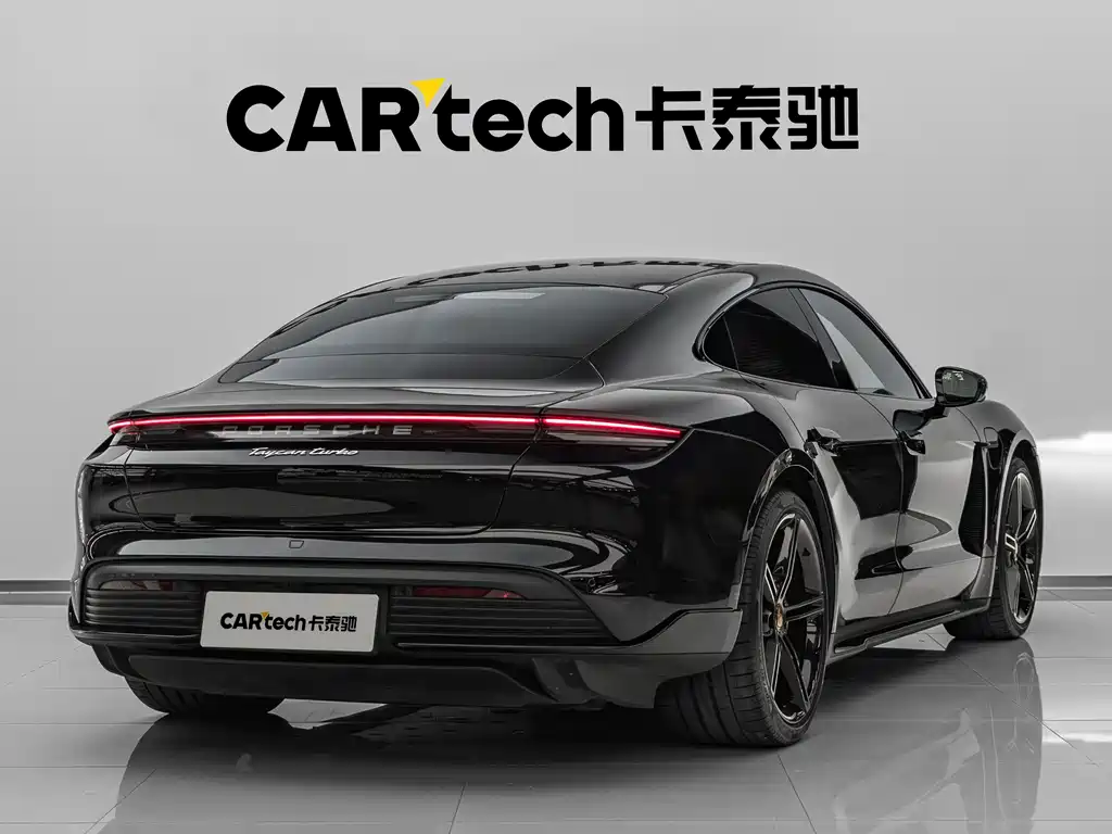 Porsche Taycan — миниатюра 7