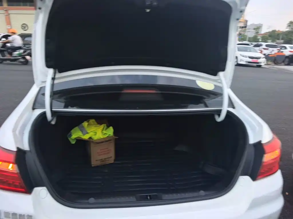 Geely Vision — миниатюра 19
