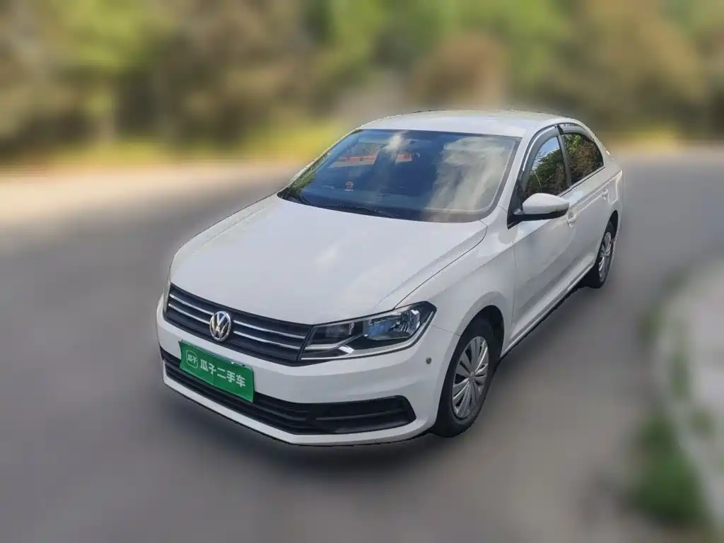 Volkswagen Santana — миниатюра 2