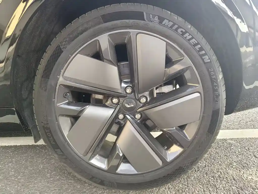 Li Auto Li L6 — миниатюра 11