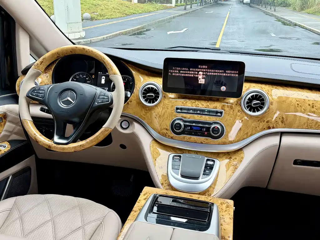 Mercedes-Benz Vito — миниатюра 9