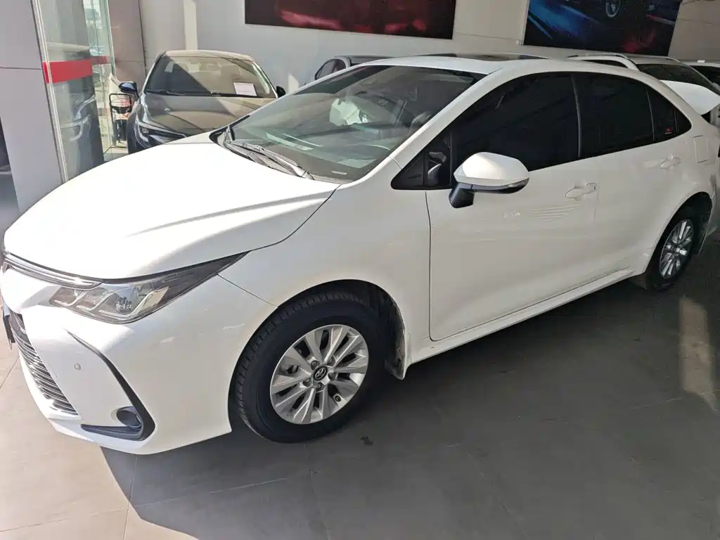 Toyota Corolla — миниатюра 5