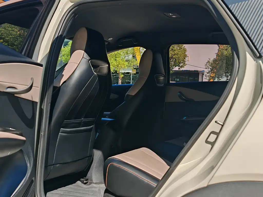 BYD Dolphin — миниатюра 7