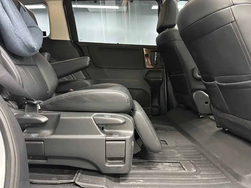 Honda Odyssey — миниатюра 15