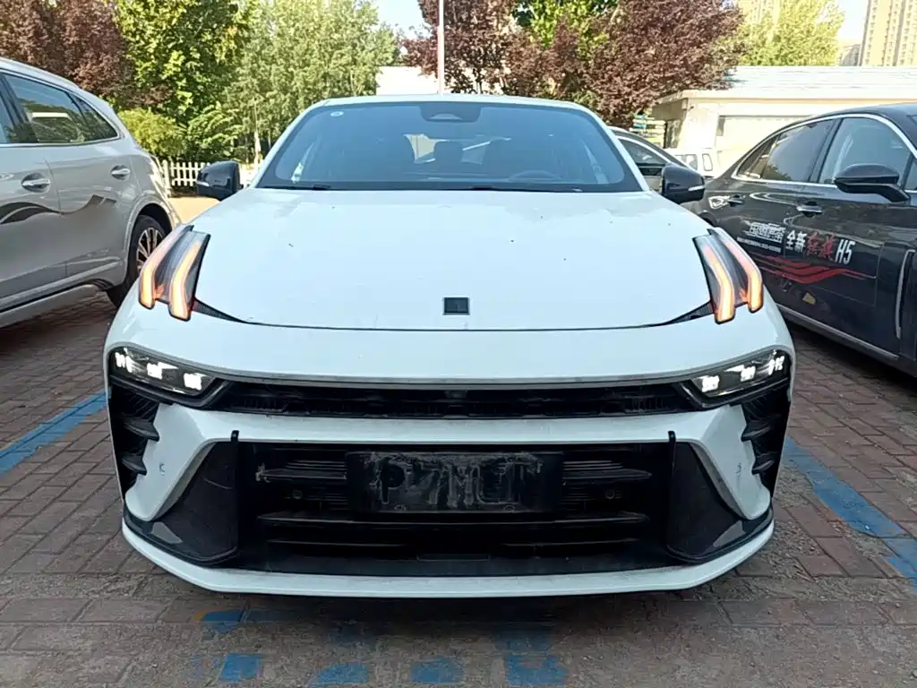 Lynk & Co 03 — миниатюра 3