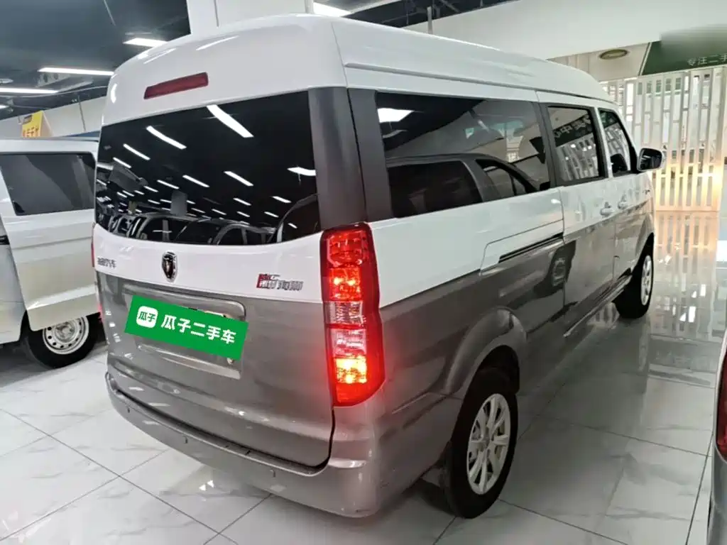 Jinbei Hiace X30L — миниатюра 7